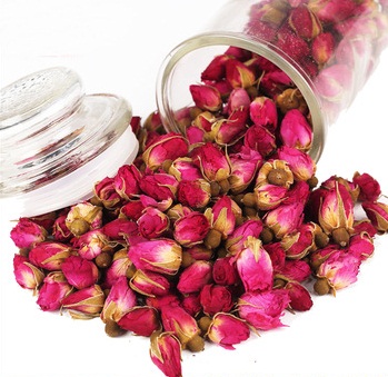 Nụ hồng hoa khô có nhiều thành phần hóa học cần thiết cho cơ thể người